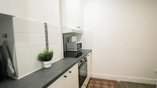 Rooms in Paris 18ème arrondissement - Montmartre - photo 7