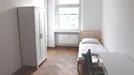 Room for rent, Berlin, &lt;span class=&quot;blurred street&quot; onclick=&quot;ProcessAdRequest(13709566)&quot;&gt;&lt;span class=&quot;hint&quot;&gt;See streetname&lt;/span&gt;[xxxxxxxxxxxxx]&lt;/span&gt;