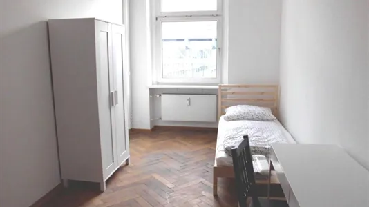 Rooms in Location is not specified - photo 1