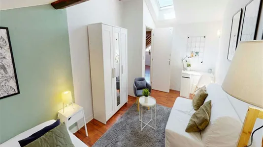 Rooms in Toulouse - photo 3