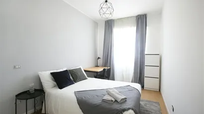 Room for rent in Milano Zona 7 - Baggio, De Angeli, San Siro, Milan