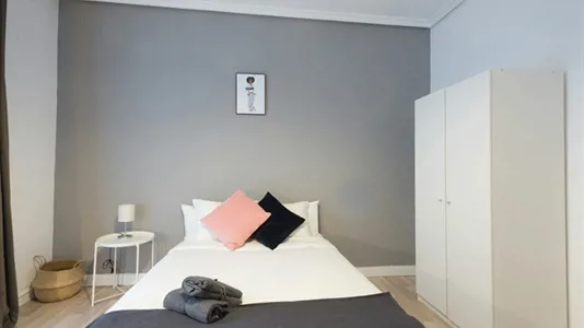 Rooms in Madrid Centro - photo 2