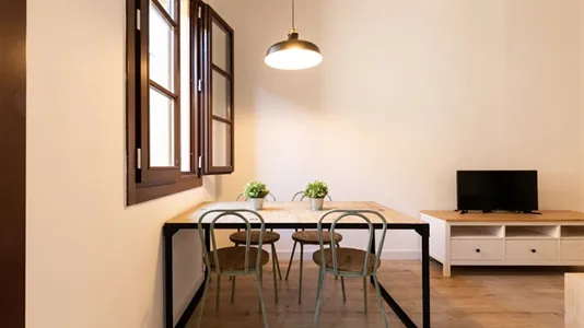Apartments in Barcelona Ciutat Vella - photo 5