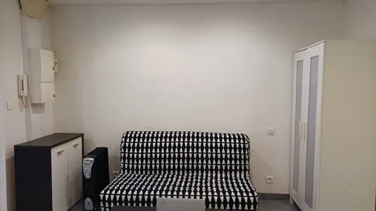 Apartments in Lyon - photo 9