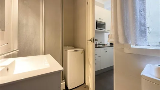 Apartments in Barcelona Ciutat Vella - photo 8