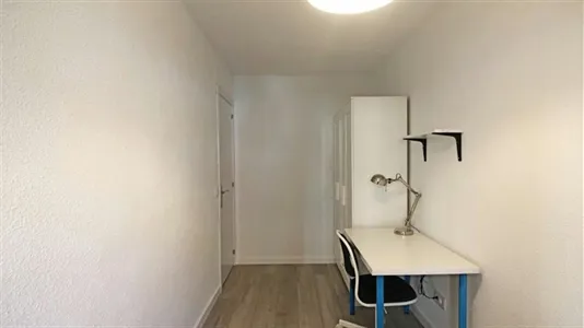 Apartments in Alcorcón - photo 4