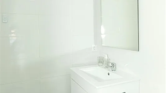 Rooms in Granada - photo 6