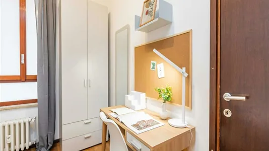 Rooms in Milano Zona 5 - Vigentino, Chiaravalle, Gratosoglio - photo 6