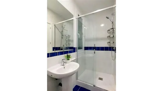 Rooms in Madrid Retiro - photo 7