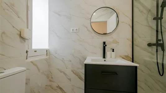 Rooms in Madrid Salamanca - photo 8