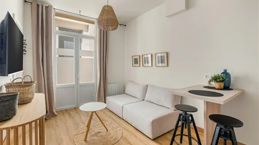 Apartments in Lyon - photo 9