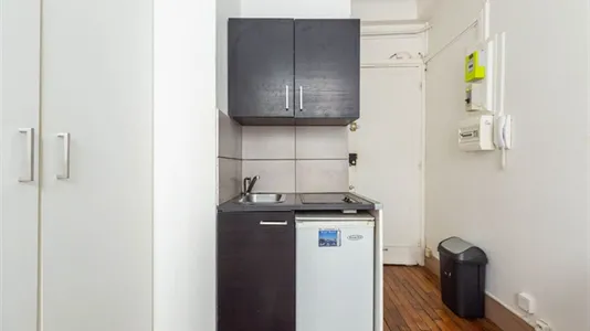 Apartments in Paris 17ème arrondissement - photo 8