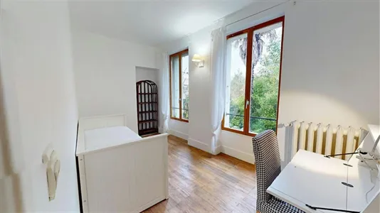 Houses in Angoulême - photo 5