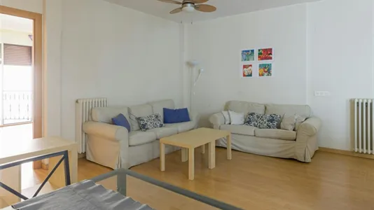 Rooms in Zaragoza - photo 10