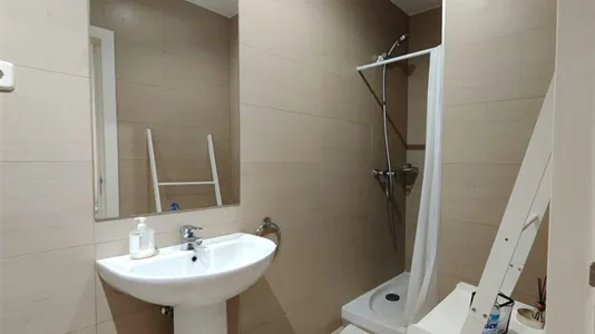 Rooms in Madrid Centro - photo 6