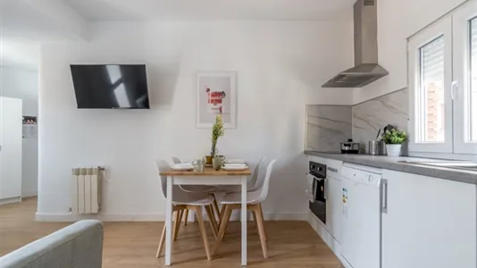 Rooms in Madrid Carabanchel - photo 5