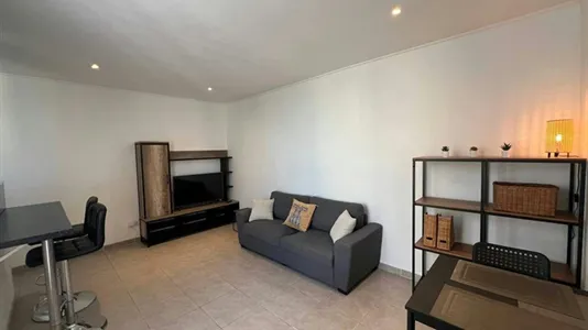 Apartments in L'Haÿ-les-Roses - photo 1