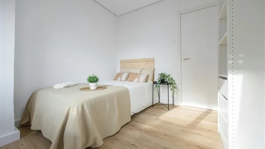 Rooms in Tavernes Blanques - photo 4