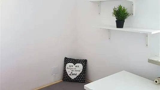 Rooms in Location is not specified - photo 1