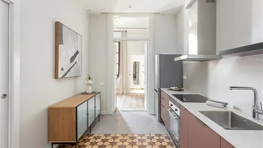 Apartments in Barcelona Ciutat Vella - photo 7