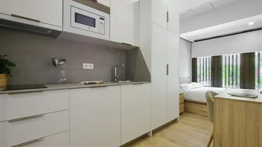 Apartments in Madrid Chamberí - photo 4
