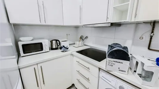 Rooms in Valencia Ciutat Vella - photo 9