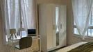 Room for rent, Madrid Salamanca, Madrid, &lt;span class=&quot;blurred street&quot; onclick=&quot;ProcessAdRequest(12849167)&quot;&gt;&lt;span class=&quot;hint&quot;&gt;See streetname&lt;/span&gt;[xxxxxxxxxxxxx]&lt;/span&gt;