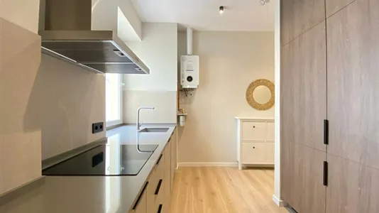 Rooms in Madrid Retiro - photo 9