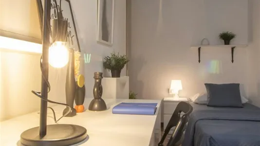 Rooms in Pavia - photo 3