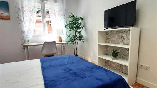 Rooms in Getafe - photo 2