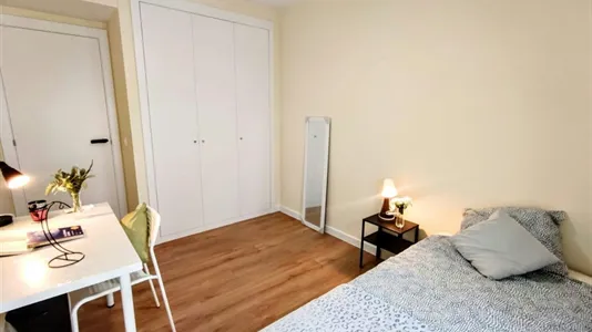 Rooms in Alfara del Patriarca - photo 6