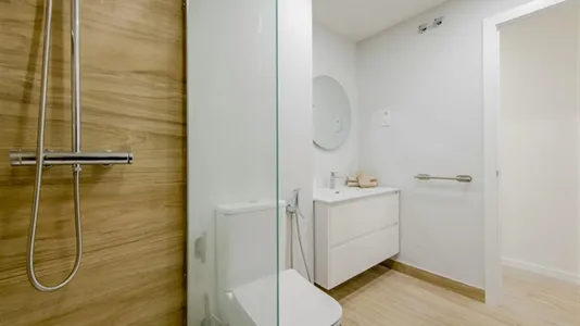 Rooms in Madrid Salamanca - photo 10