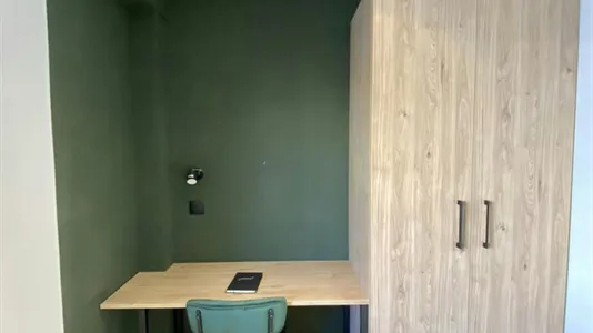 Rooms in Madrid Carabanchel - photo 9