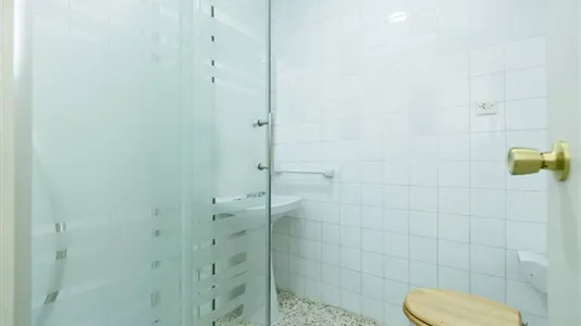 Rooms in Granada - photo 7