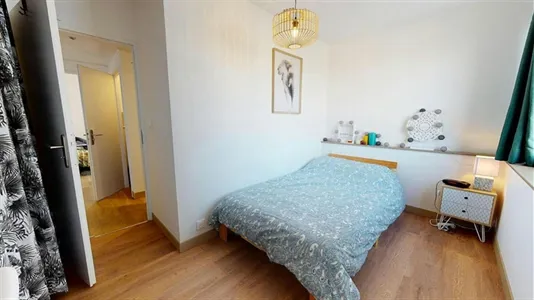 Rooms in Clermont-Ferrand - photo 3