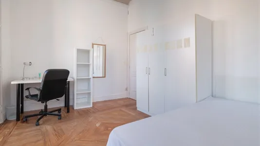 Rooms in Madrid Centro - photo 5