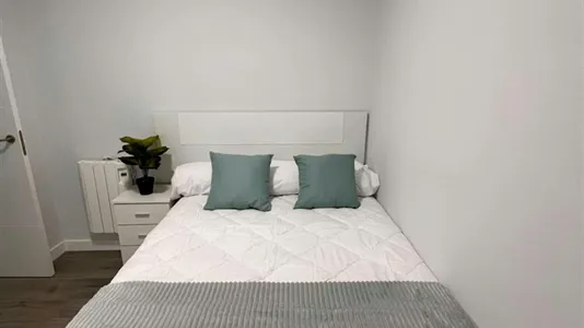 Rooms in Madrid Tetuán - photo 10