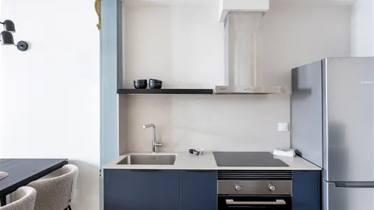 Apartments in Barcelona Ciutat Vella - photo 8