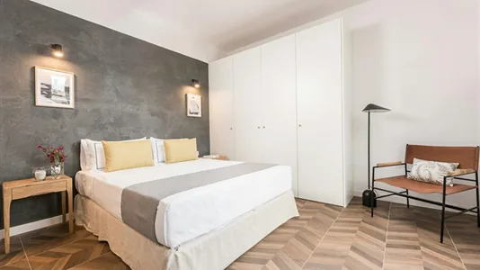 Apartments in Barcelona Ciutat Vella - photo 8