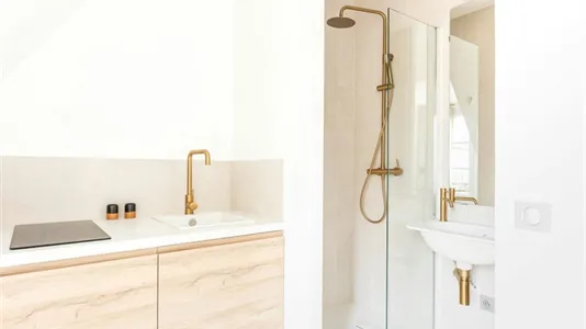 Apartments in Paris 7ème arrondissement - photo 8