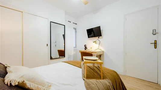 Rooms in Madrid Chamartín - photo 10