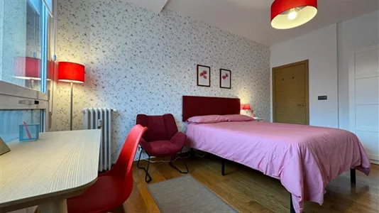 Rooms in Bilbao - photo 4