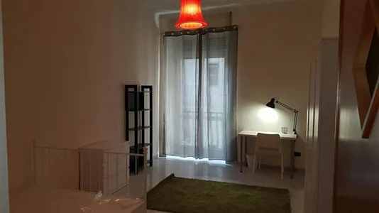 Rooms in Napoli Municipalità 4 - photo 2
