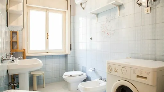 Rooms in Roma Municipio IV – Tiburtino - photo 9