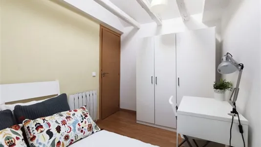 Rooms in Madrid Retiro - photo 9