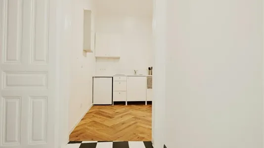 Apartments in Wien Ottakring - photo 4