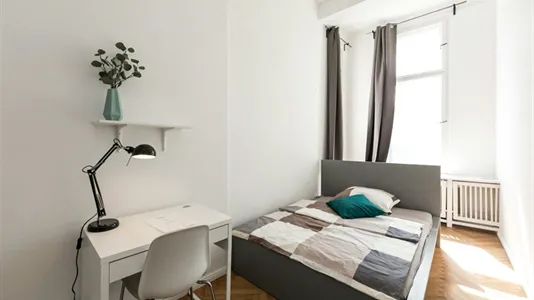 Rooms in Location is not specified - photo 1