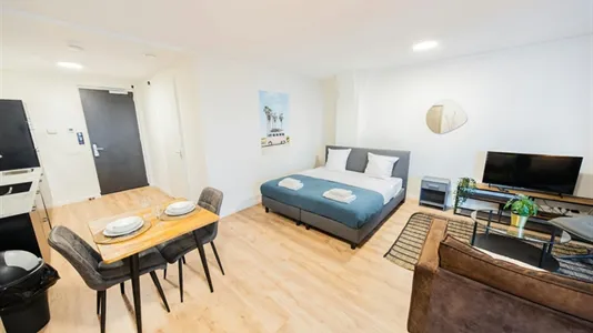 Apartments in Location is not specified - photo 2