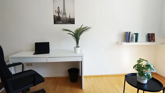 Rooms in Vienna Favoriten - photo 7