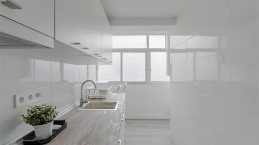 Rooms in Adaro - photo 5